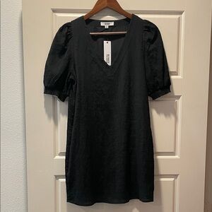 BB Dakota Steve Madden Black Textured V-Neck Dress